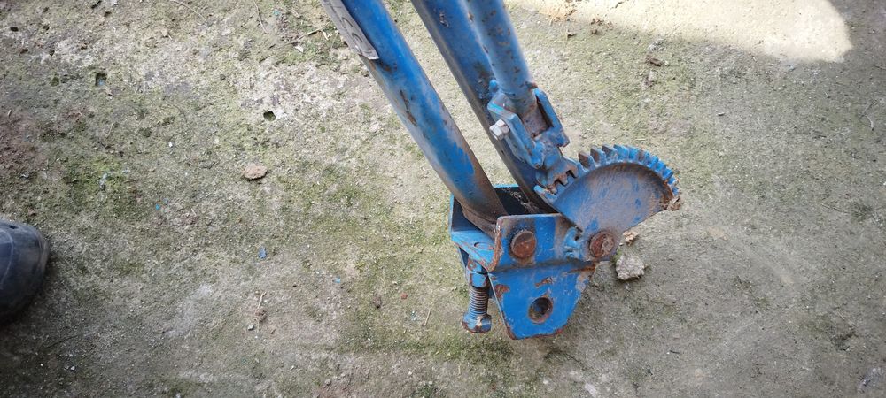 Плуг за мотоблок или фреза