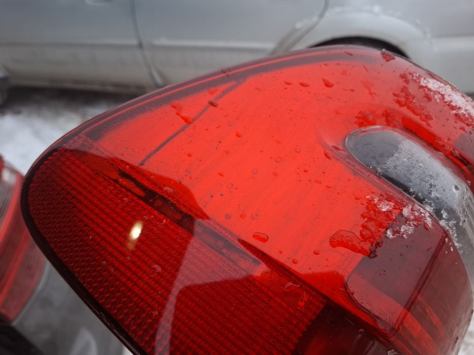 Задний фонарь левый