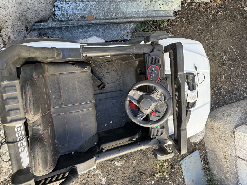 Детский электромобиль