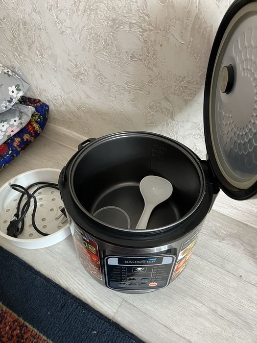 Мультиварка Daucher