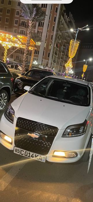 Nexsiya 3 sotiladi barter bor jentra ustiga gaplashiladi