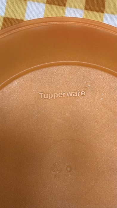 Tupperware за все 8000