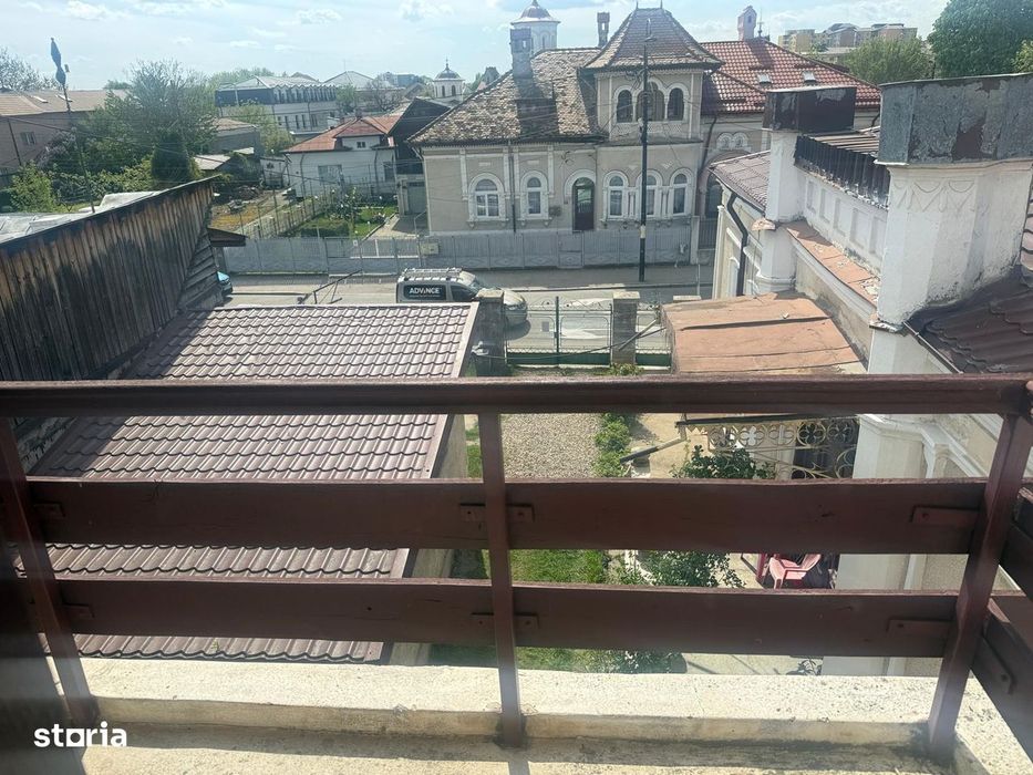 Inchiriere casa 4 camere, mobilata, Targoviste, zona Turnul Chindiei