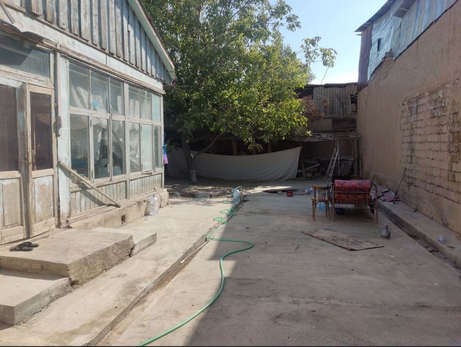 Продаётся дом, 4 комнаты, 370 м², Гишткўприк махалля, Ташкентская обл.