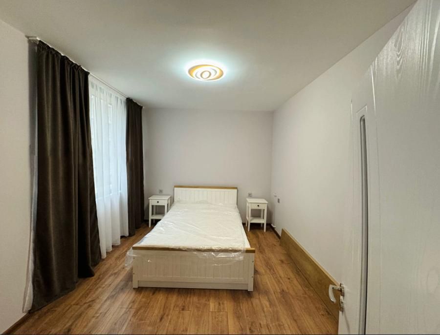 Дава се под наем Четиристаен апартамент в Пловдив, Мараша - 101 кв.м за 700 € - Снимка #3