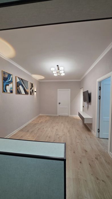 Срочно Продаётся 2в3 комнатная квартира Авиасозлар-1 ринок Кадышева