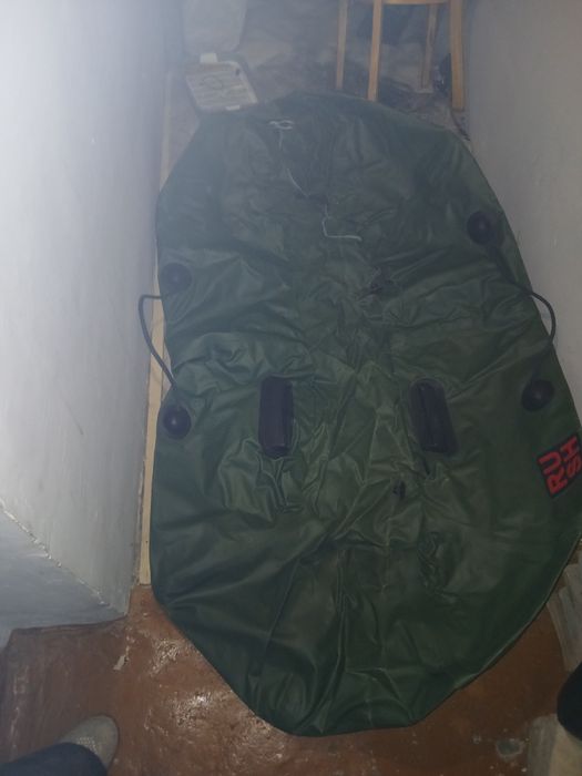 Продам лодку полуторка