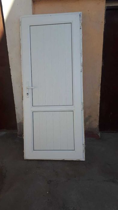 Пластик АКФА эшиклар 2та, Қибрай Байтқўрғонда