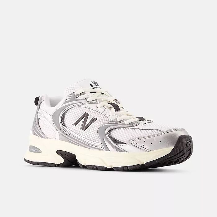 Новые New Balance 530