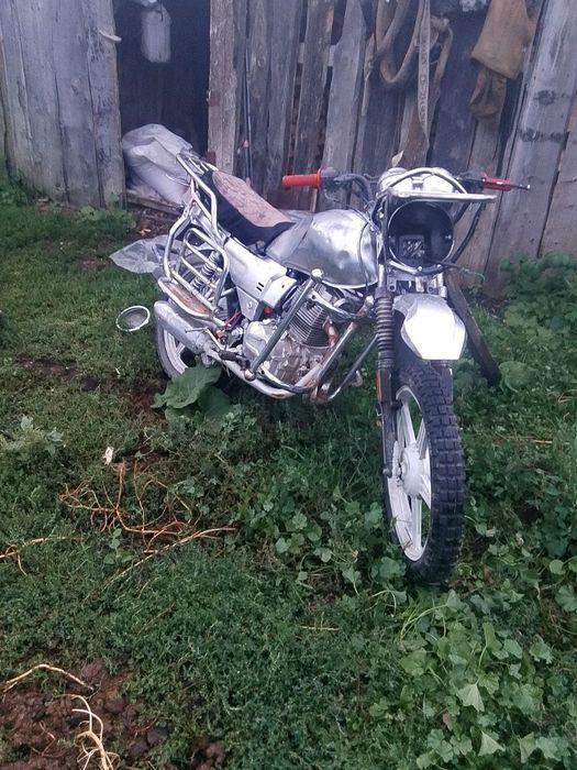 Hammer 200cc,нет тормозов, поворотников,фары, акума, и сгорел камутор