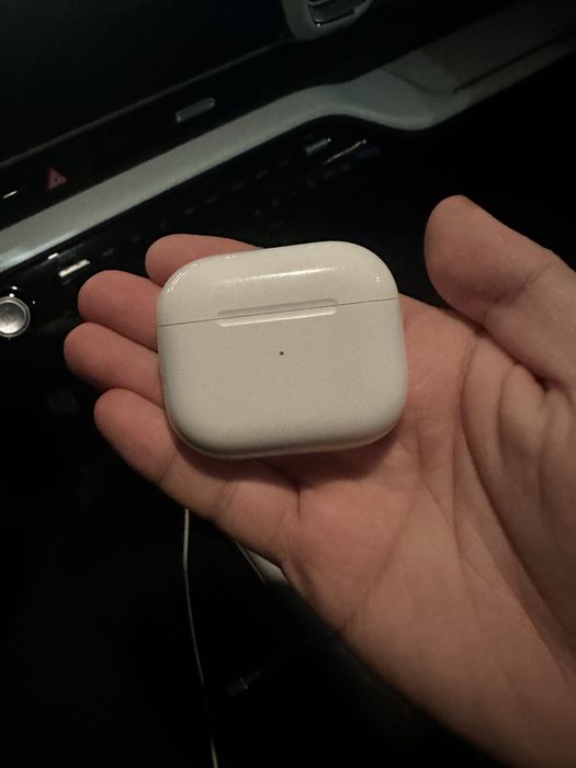 Airpods 3 с безпроводным кейсом