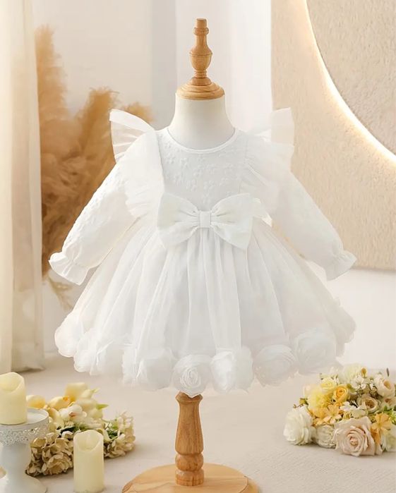 Детское белое платье на 1 годик