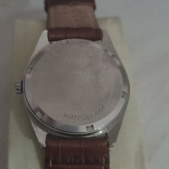 Vând ceas omega Geneva