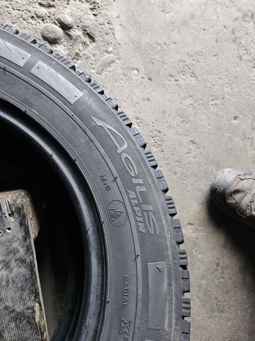 2 anvelope iarna 195 70 15C Michelin Agilis