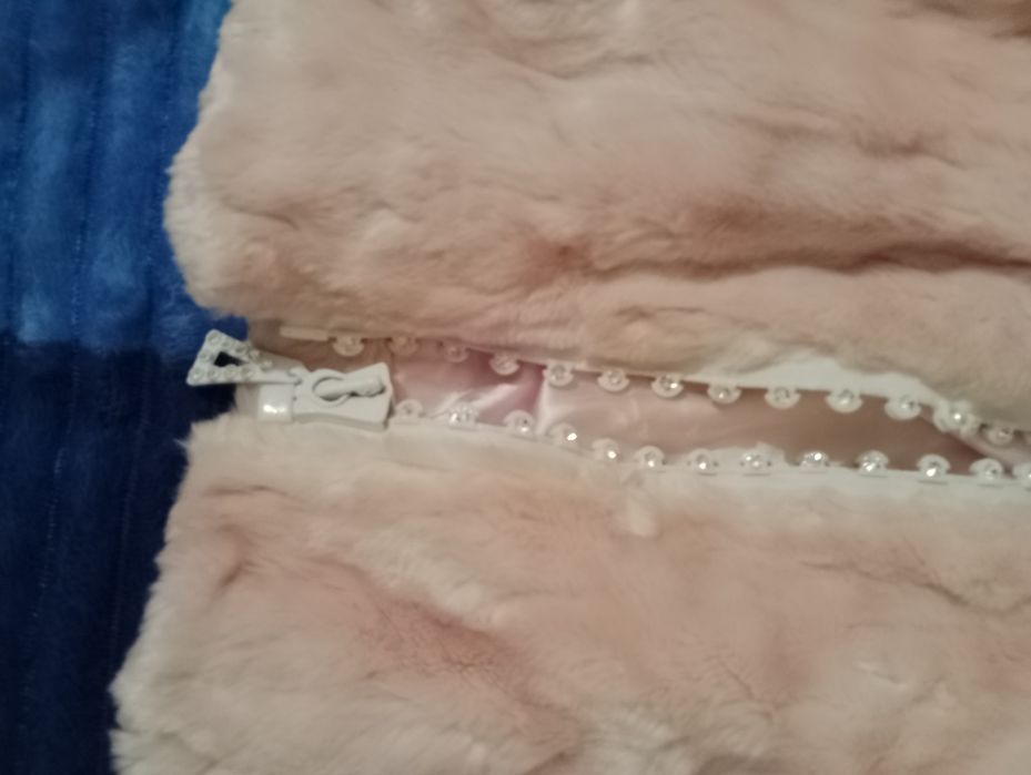 Верхняя одежда- новая Шубка