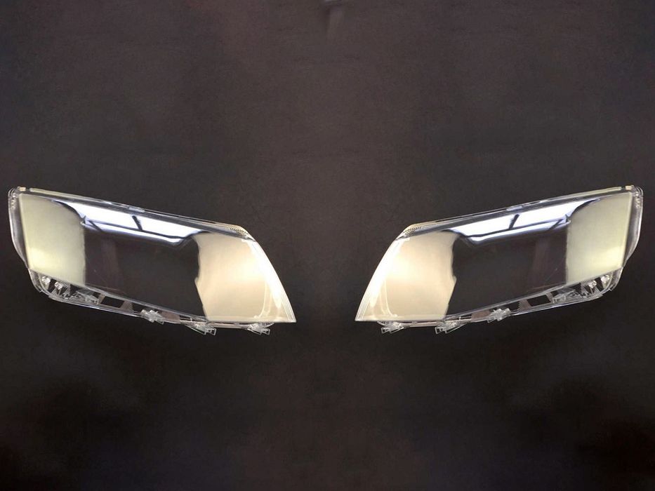 Стъкла за фарове на Skoda Octavia 3