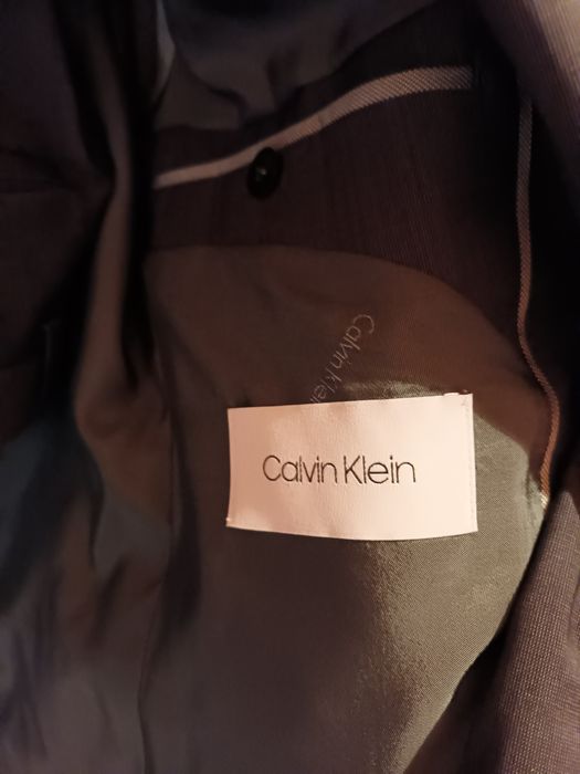 Costum bărbați pentru ocazii speciale