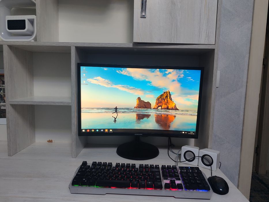 Настольный компьютер