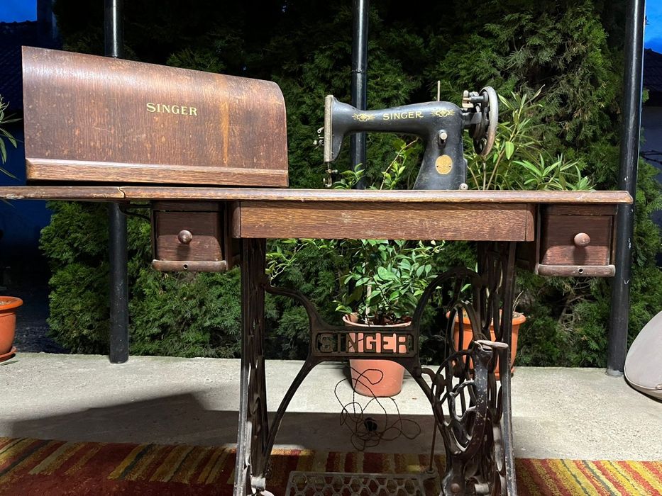 Mașină de cusut model vechi