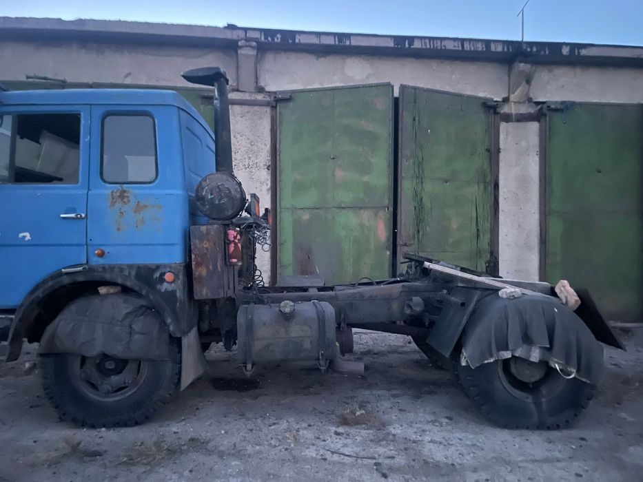 Продам МАЗ тягач