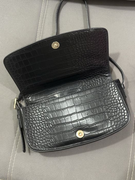 Сумка багет Mango