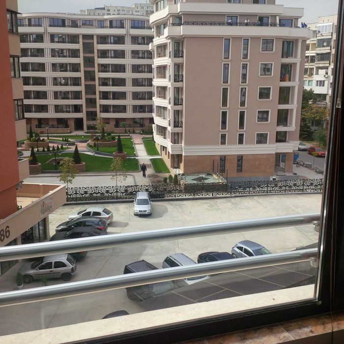 Дава се под наем Двустаен апартамент в София, Младост 3 - 67 кв.м за 648.21 € - Снимка #1