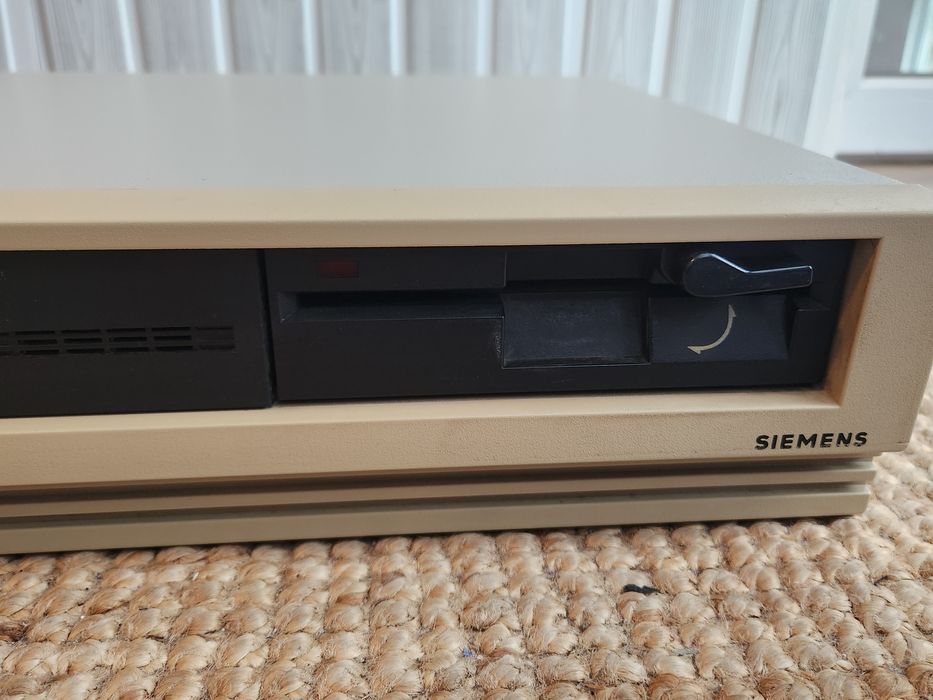 Rar - anii 80 calculator 80186 procesor