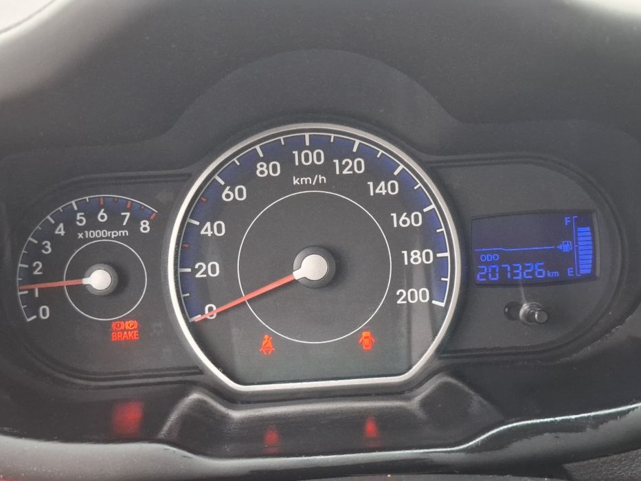 Hyundai i10 1.1 benzina 2011