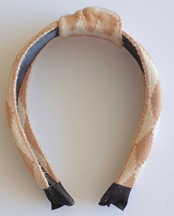 Диадеми с възел за коса