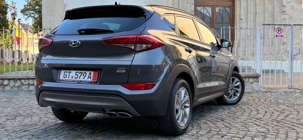 Hyundai Tucson 2.0 Diesel 184 CP Euro 6 , Cutie Automata , 4x4 , Xenon
