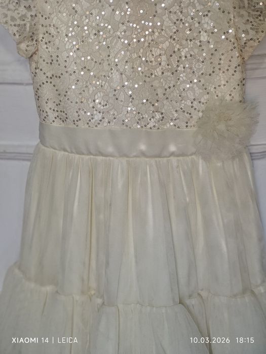 Продам платье на девочку