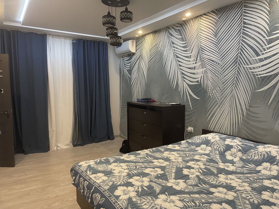 Продается  загородный евро дом - дача. 8 соток 30 мин от ташкента .