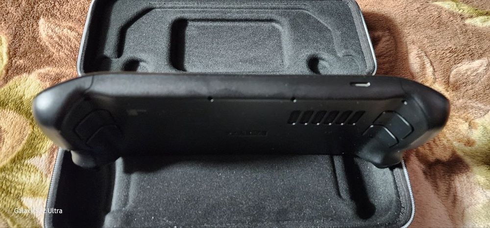 Продам Steam Deck на 1TB