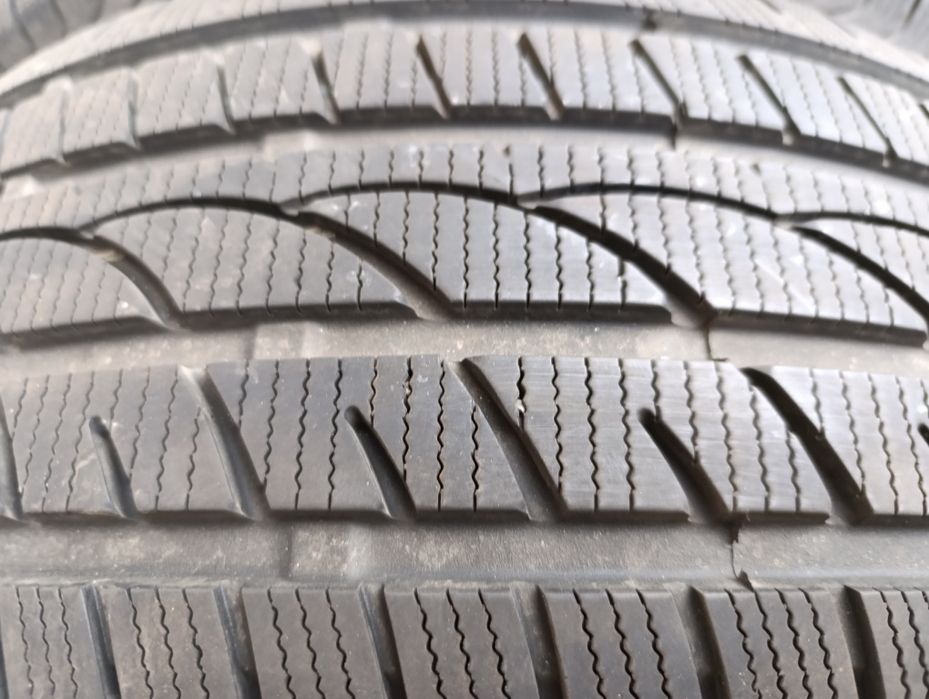 Зимни гуми Lavingator 255/55/18