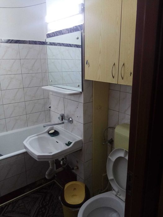 Ofer spre inchiriere apartament doua camere zona piata aurora