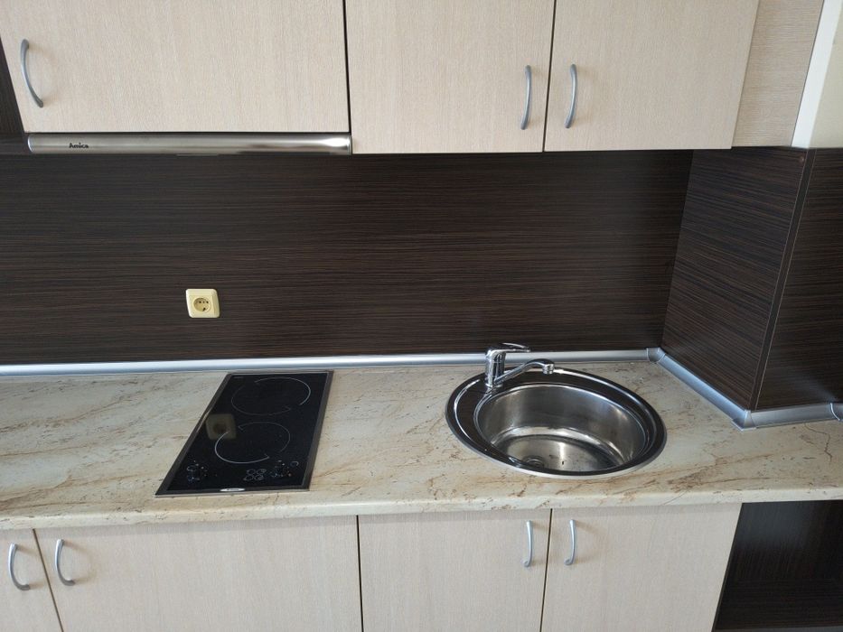 Кухня - Цяла Оборудвана