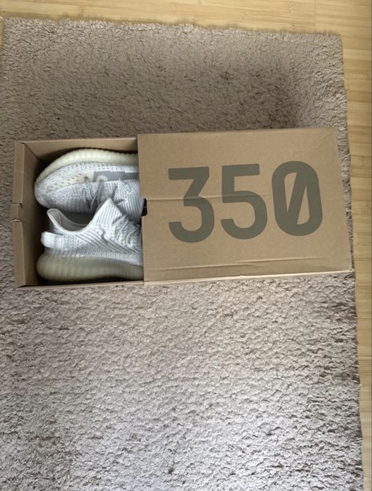 adidasi yeezy 350
