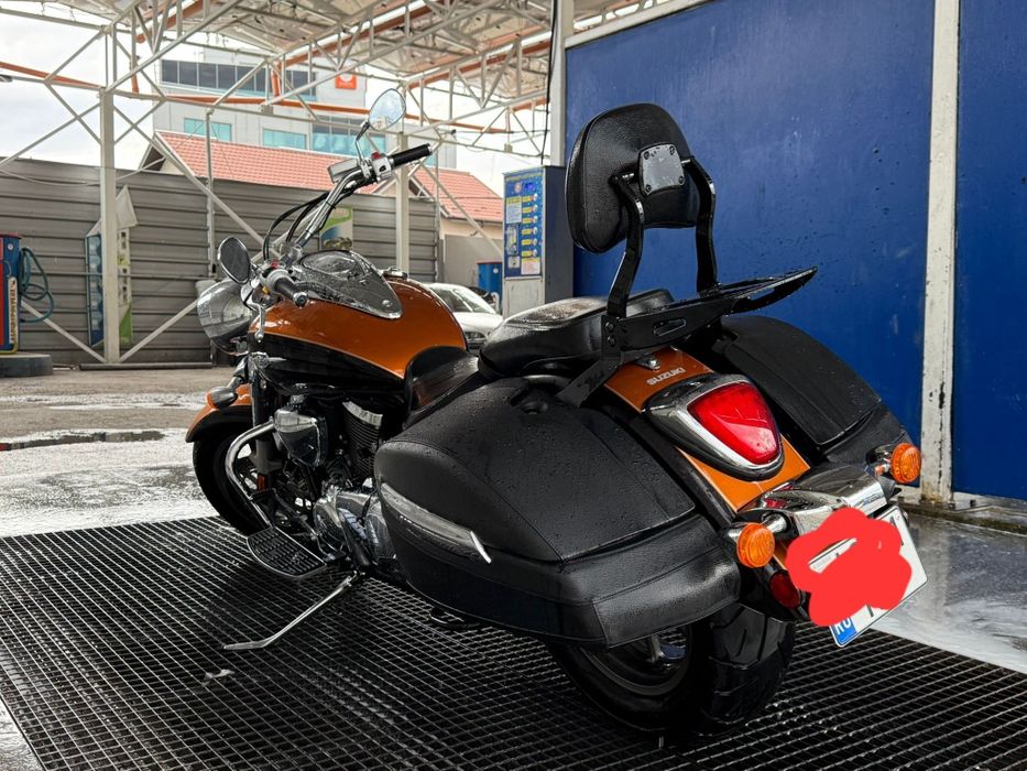 Suzuki VL1500 C90