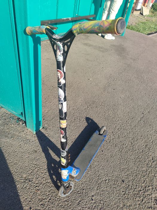 Самокат трюковой