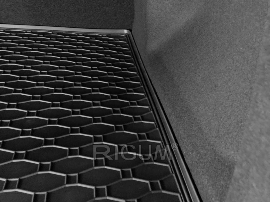 Гумени стелки или багажник Renault CAPTUR II - Symbioz след 2020 г.