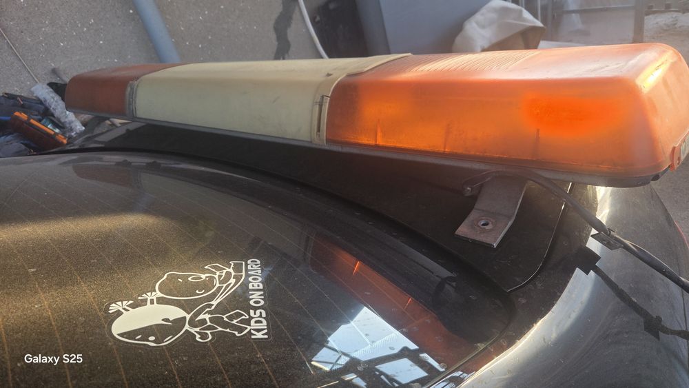 Аварийна лампа маяк 12/24v