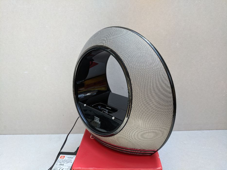 JBL Radial - iPhone / iPod / AUX