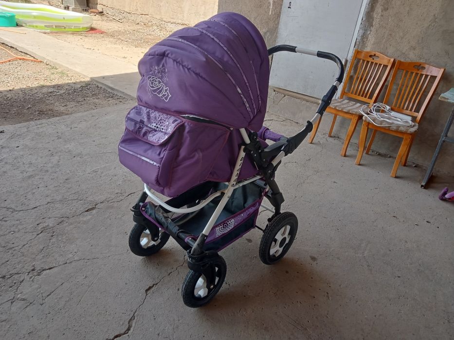 Детское коляска.