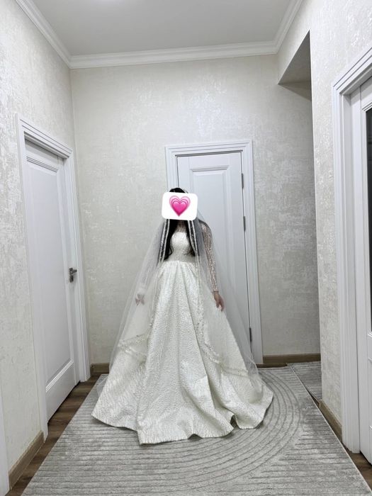 Свадебное платье в хорошем состоянии