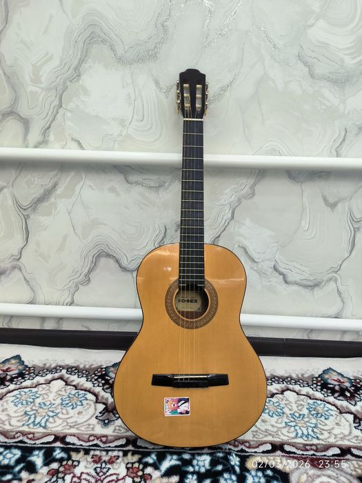 Akostika gitara sotlad