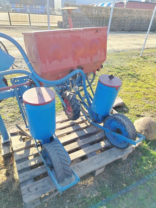 Semănătoare porumb SPC – 4 rânduri – stare foarte bună