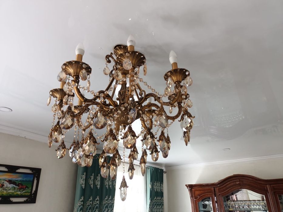 Продам люстру,в хорошем состояний