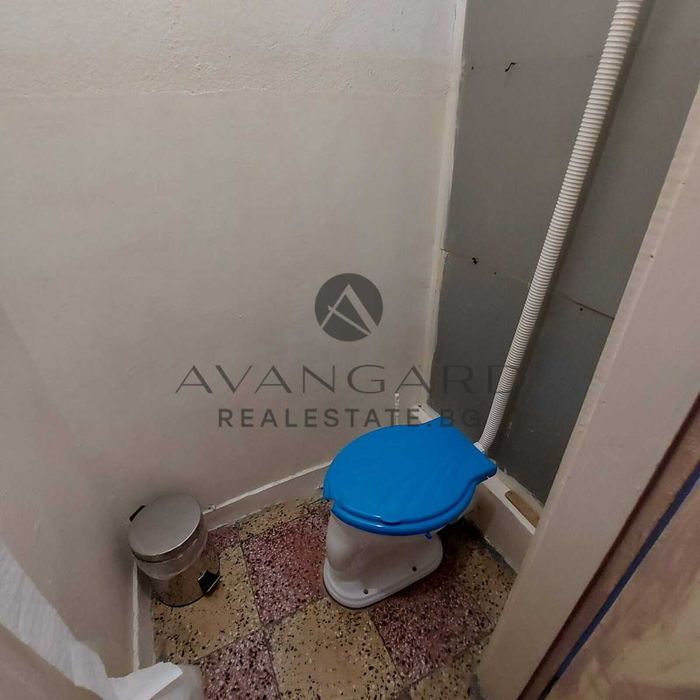 Продава се Тристаен апартамент в Пловдив, Изгрев - 84 кв.м за 1072 €/кв.м - Снимка #11