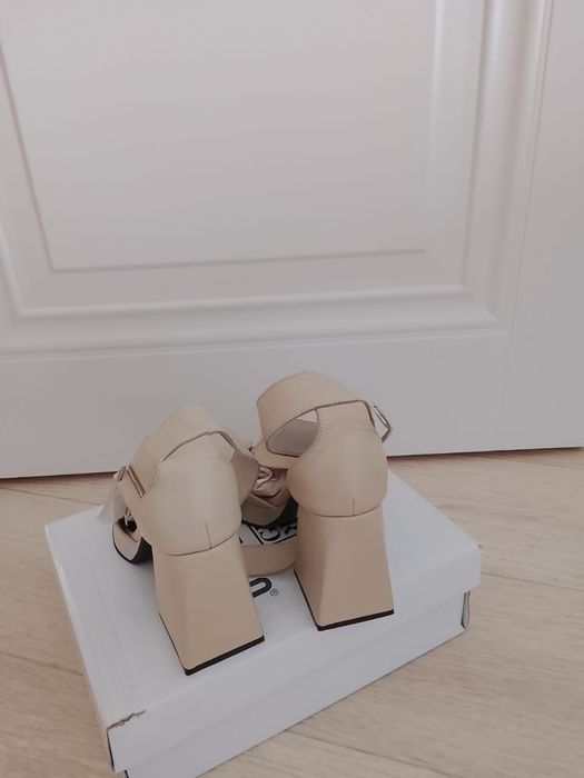 продам удобный.красивый туфли