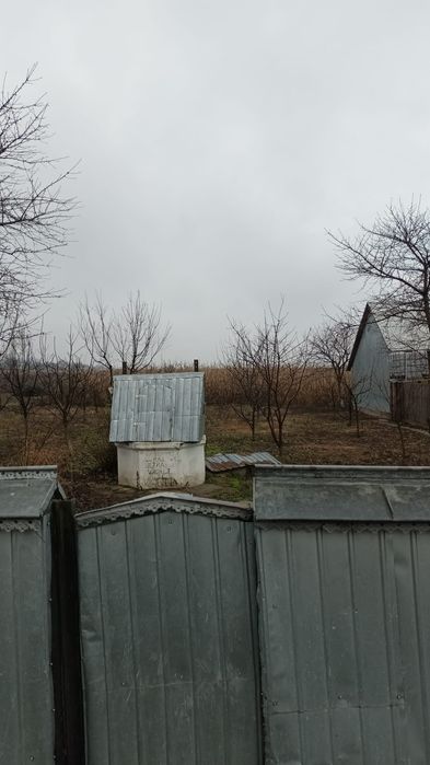 Casa batraneasca cu  6700mp teren , sat Balinesti, com. Gramesti